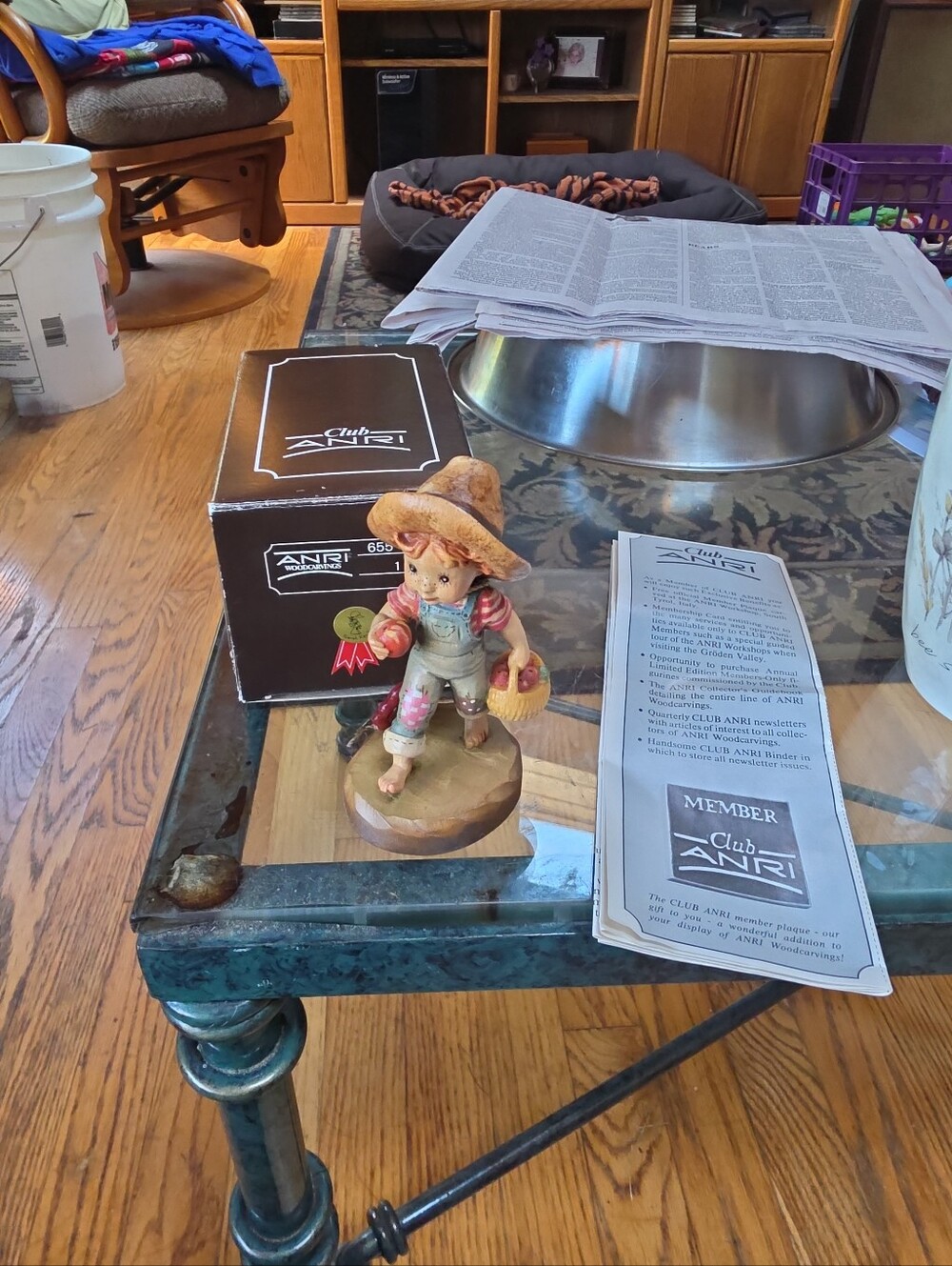 Anri Wood Carving Figurine Apple Of My Eye 4"